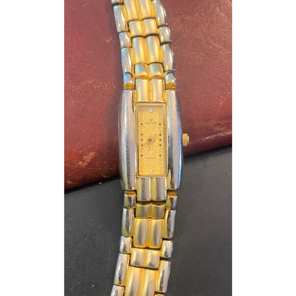 Women's Action Dress Watch, Gold Tone Bracelet Band, Gold Face - Picture 3 of 3